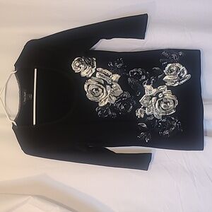 White house Black market top